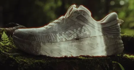 HOKA x BEAMS Bondi 7