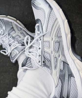 GEL-KAYANO 12.1