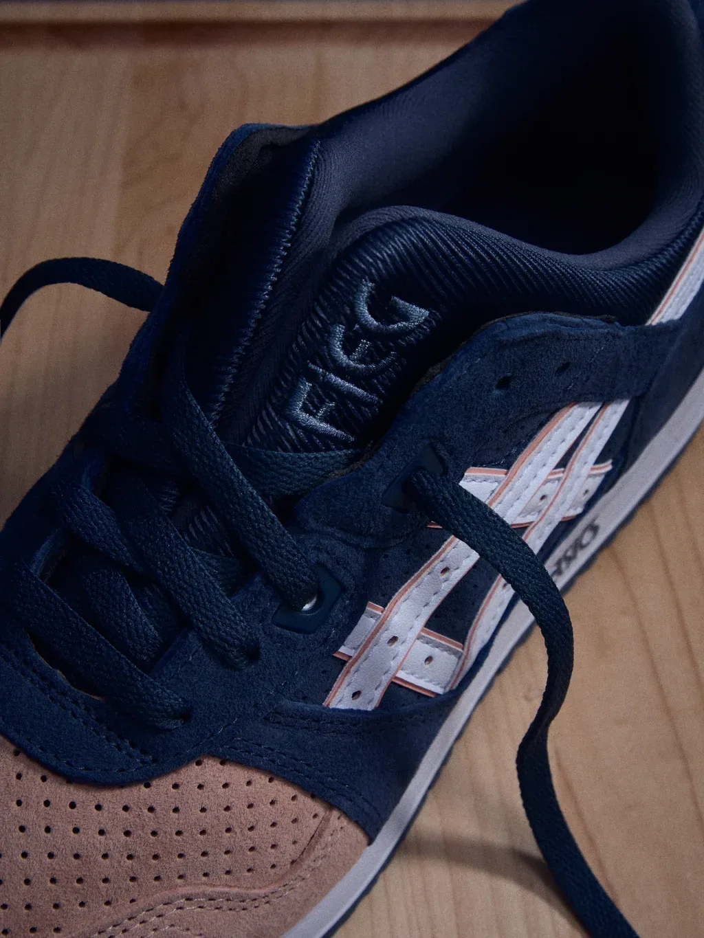 Ronnie Fieg for ASICS GEL-LYTE III Remastered Salmon Toe 이미지 9